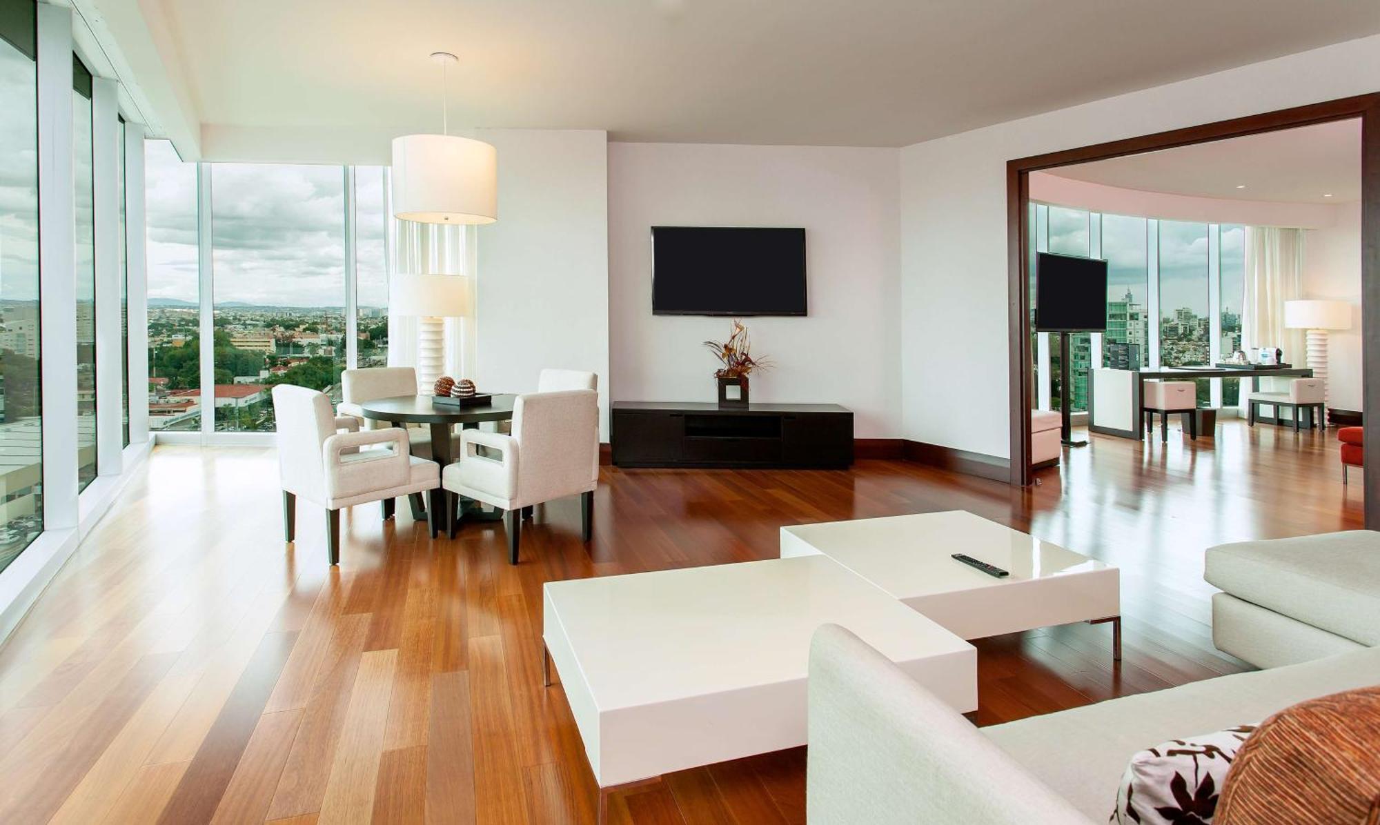 Отель Nh Collection Guadalajara Providencia Экстерьер фото